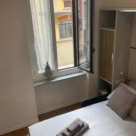 Drooms 4,0 Domotic Smart Self 24h,7 Vicino Treni Porta Susa E Centro Storico بيت ضيافة