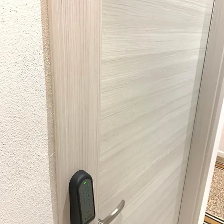 Drooms 4,0 Domotic Smart Self 24h,7 Vicino Treni Porta Susa E Centro Storico تورينو