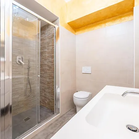 Camerana Prestige Porta Nuova Apartment *