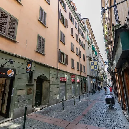 Studio S. Tommaso A Piazza Castello By Wonderful Italy Apartment