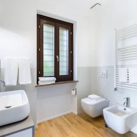 Lussuoso Vista Citta - Borgo Po - Box Auto *
