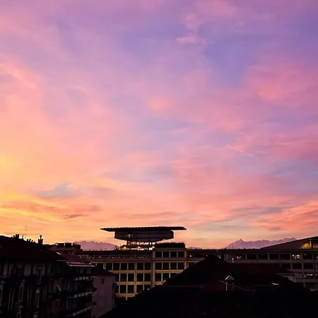 Golden House-super View On 토리노