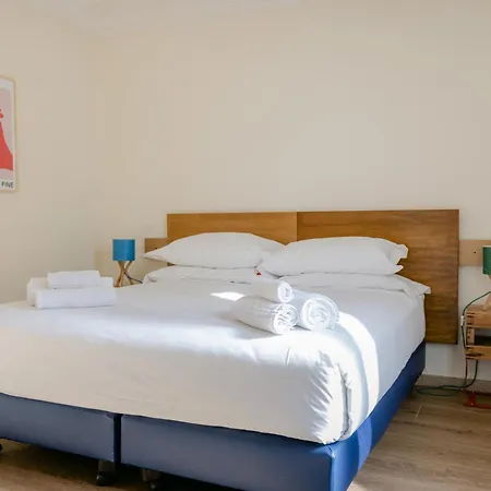 Ξενοδοχείο Tomato Urban Retreat