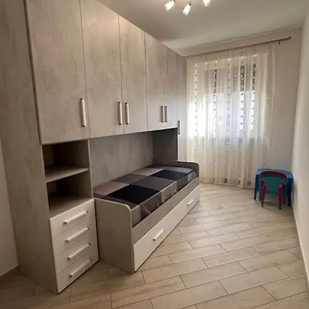 Trilocale 5 Posti Letto تورينو