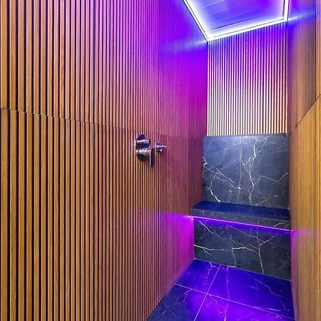 Boutique Loft - Valentino * Torino