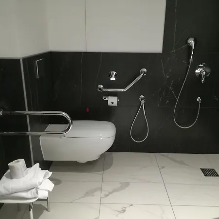 J Hotel