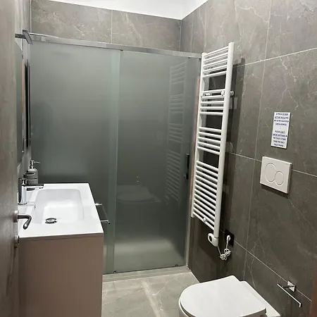 Casa Finalmarina 10 Konukevi Torino