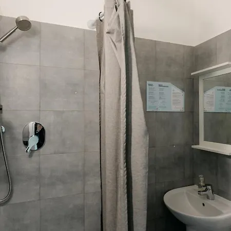 Ξενοδοχείο Tomato Urban Retreat 2*