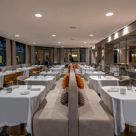 Hilton Centre 5* トリノ