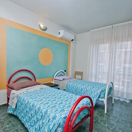 Hotel Residenza Delle Alpi 3*