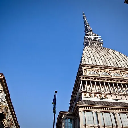 Des Artistes Turin