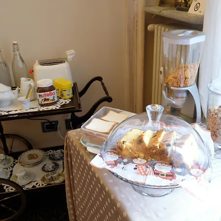 Madama Cristina Bed & Breakfast Turin