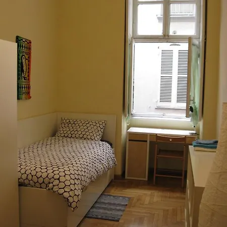 Fiore Nel Quadrilatero بيت ضيافة *
