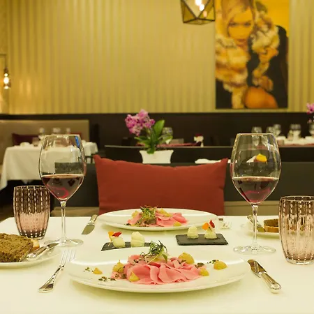 Palace Hotel 4*
