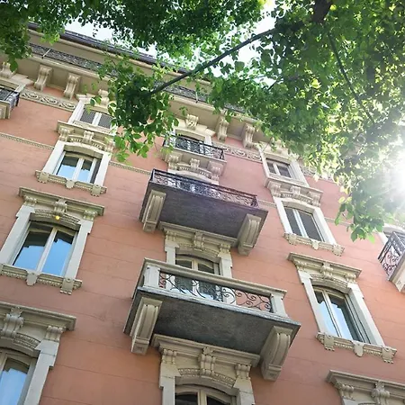 Ξενοδοχείο με διαμερίσματα Orologio Living