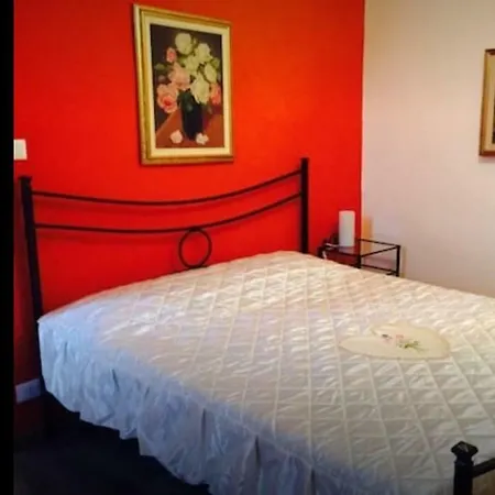 Mansarda In Borgo Dora Apartment *