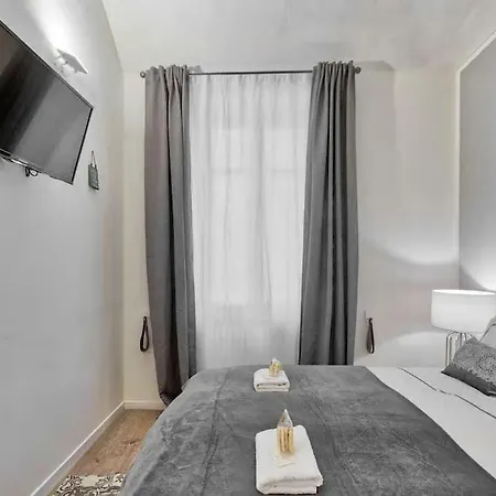 Apartment Reni *