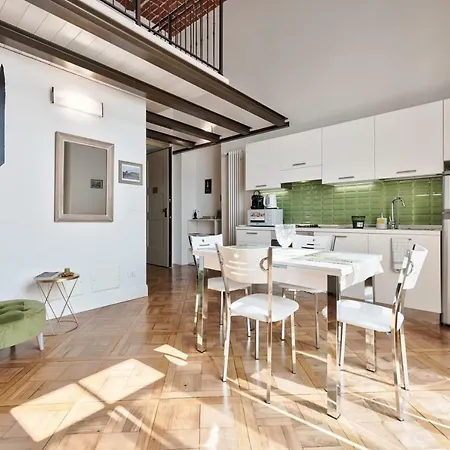 To Art Appartement *
