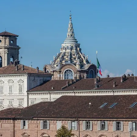 Mansarda In Piazza Castello Apartamento