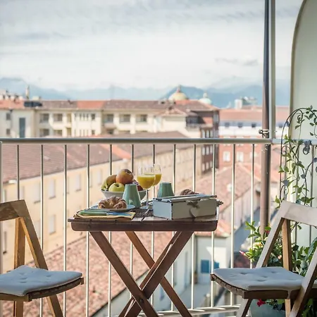 Apartment La Balounette - Pittoresco Attico Con Vista Sui Monti