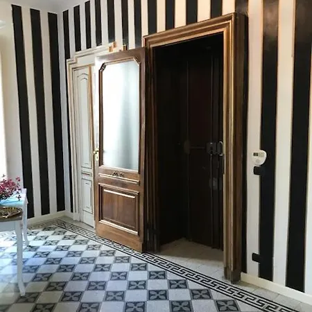Oda ve Kahvaltı Civico7 2*