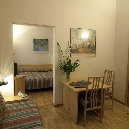 Aparthotel Lagrange