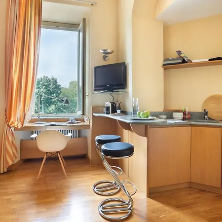 Dynasty Downtown 4* Torino