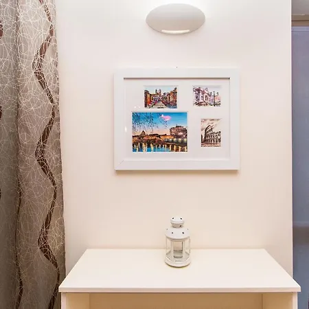 Piazza Statuto Functional Apartment Turin