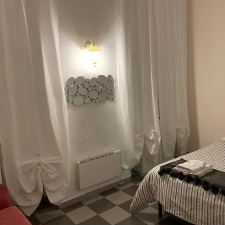 Bed2go Nocleg ze śniadaniem Turyn