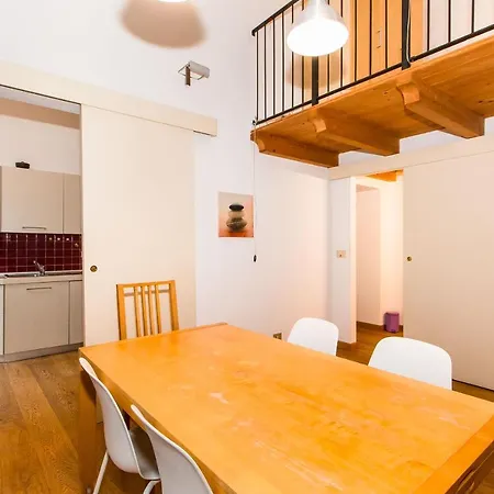 Apartamento Porta Susa & Roomy Flat *