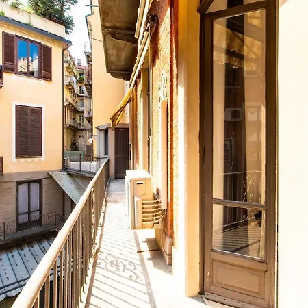Apartment Piazza Castello Elegant *