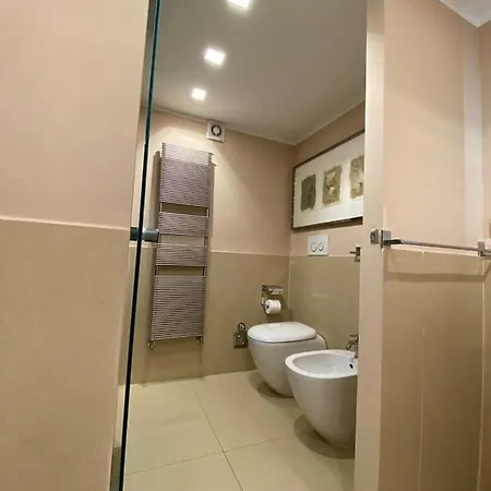 Julius Apartment *