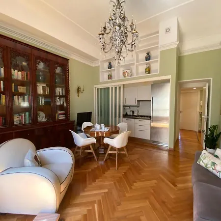 Julius Apartment