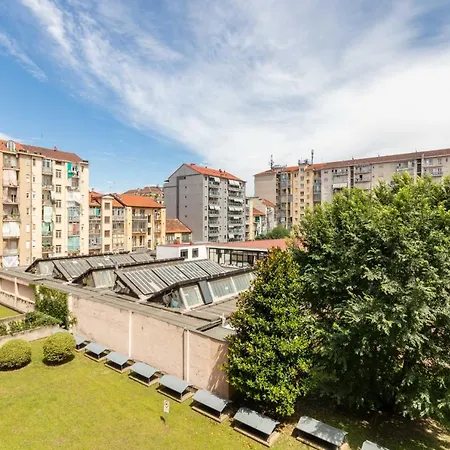 Con Terrazzo Nei Pressi Dell'universita * Τορίνο