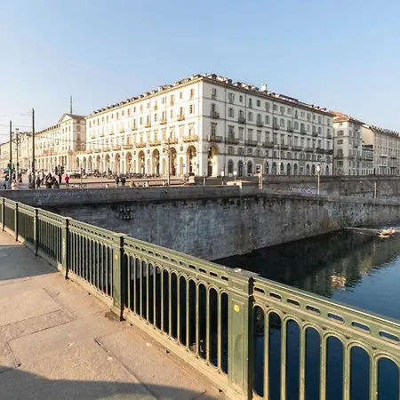 Piazza Vittorio Veneto Apartment Turin