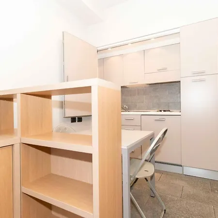 Appartement Open Space 53 Con Parcheggio In E Colazione Deliziosa Turin