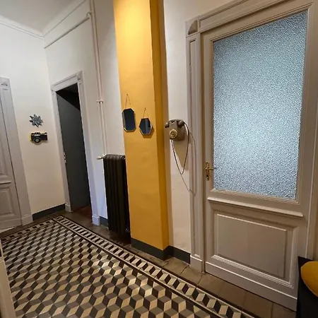 Apartamento Elegante E Accogliente A *
