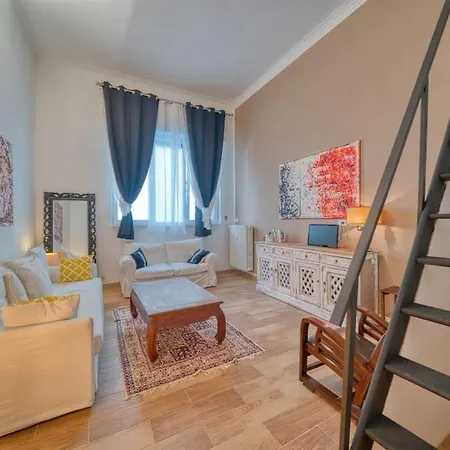 Apartment San Secondo Street