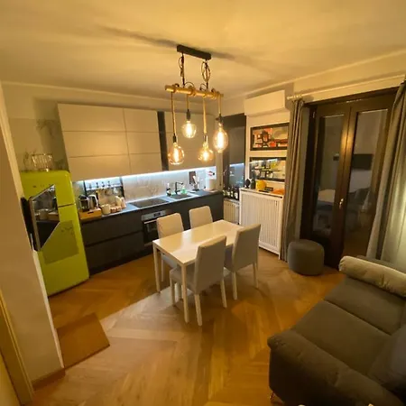 Ghirardiresidenze Guest house *