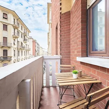 Loft Free Parking E Wifi - Centro E Porta Susa アパート トリノ