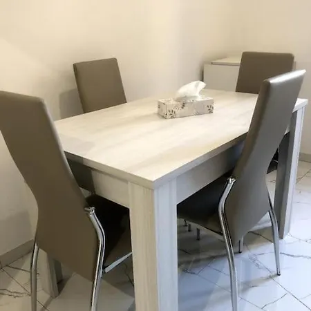 Casa Martina Pronta Per Te, Con Due Stanze Da Letto!