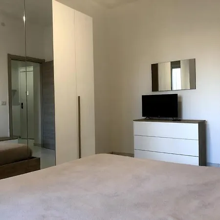 Casa Martina Pronta Per Te, Con Due Stanze Da Letto! * Torino