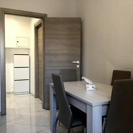 Appartamento Casa Martina Pronta Per Te, Con Due Stanze Da Letto!