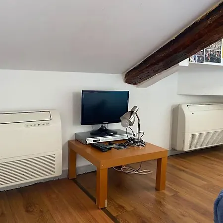 Perfect Location Apartment Turin