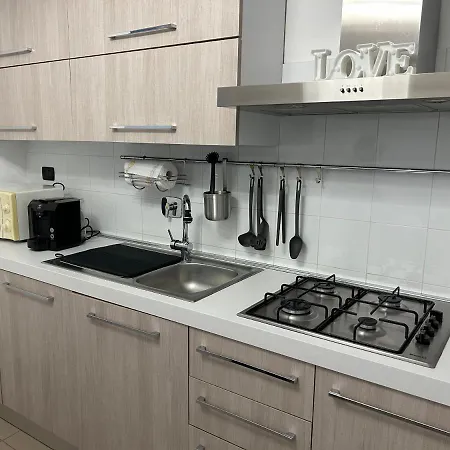 Typical One Bedroom In Center Апартаменты
