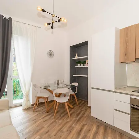 Appartamento Roomy & X4!
