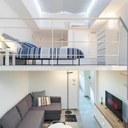 Casa vacanze Exclusive Loft Crocetta - Free Private Parking & Wi-fi - 5 Min To Metro Nizza - Ac Torino