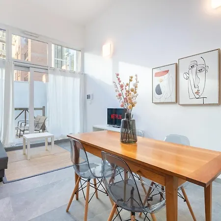 Casa vacanze Exclusive Loft Crocetta - Free Private Parking & Wi-fi - 5 Min To Metro Nizza - Ac