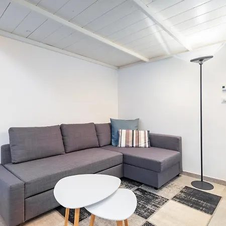 Exclusive Loft Crocetta - Free Private Parking & Wi-fi - 5 Min To Metro Nizza - Ac Casa vacanze