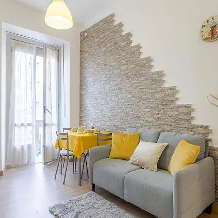 Cenisia District : Bright Sunflower Mini Flat * Turín